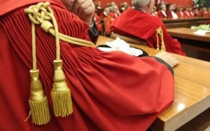 Lo sprito delle leggi ed il popolo sovrano: ingiustizia e’ ancora fatta.
