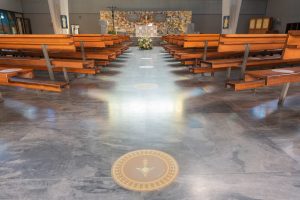 Prenotare il posto in Chiesa tramite App? La tecnologia ha cambiato le nostre abitudini